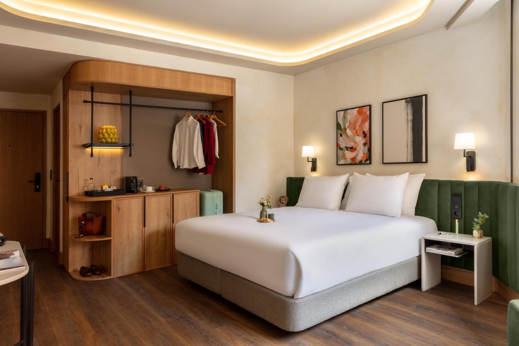 Superior Queen Room