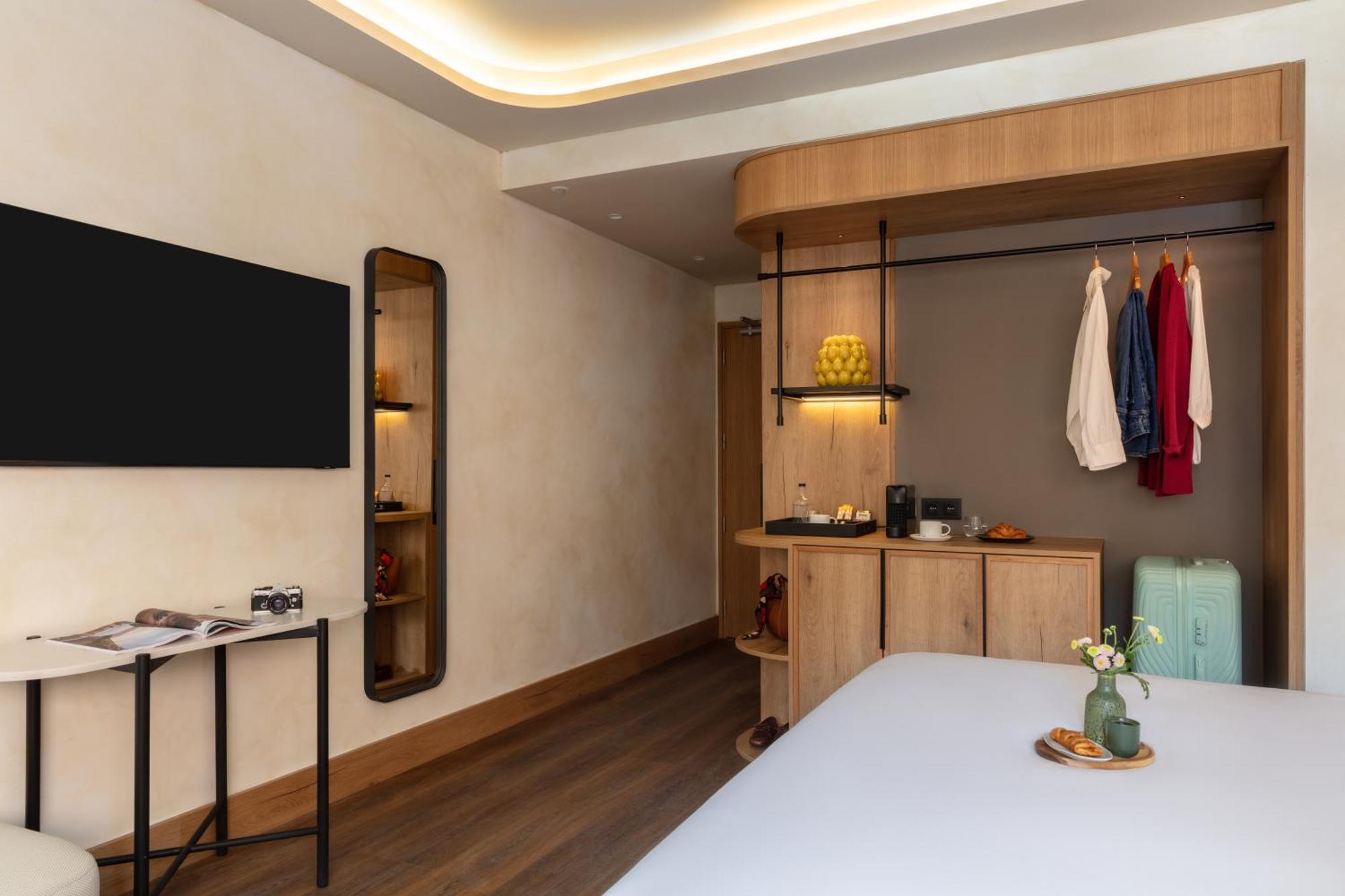Superior Queen Room